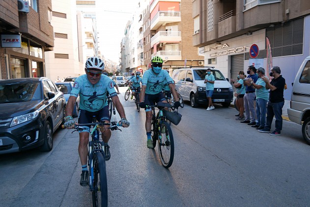 Reto Afanion pedalea por La Mancha 1